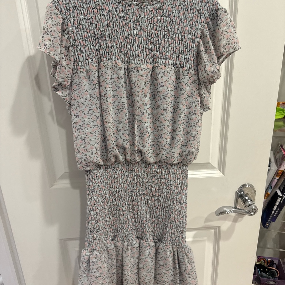 Forever 21 Light Pink Floral Smocked Mini Dress